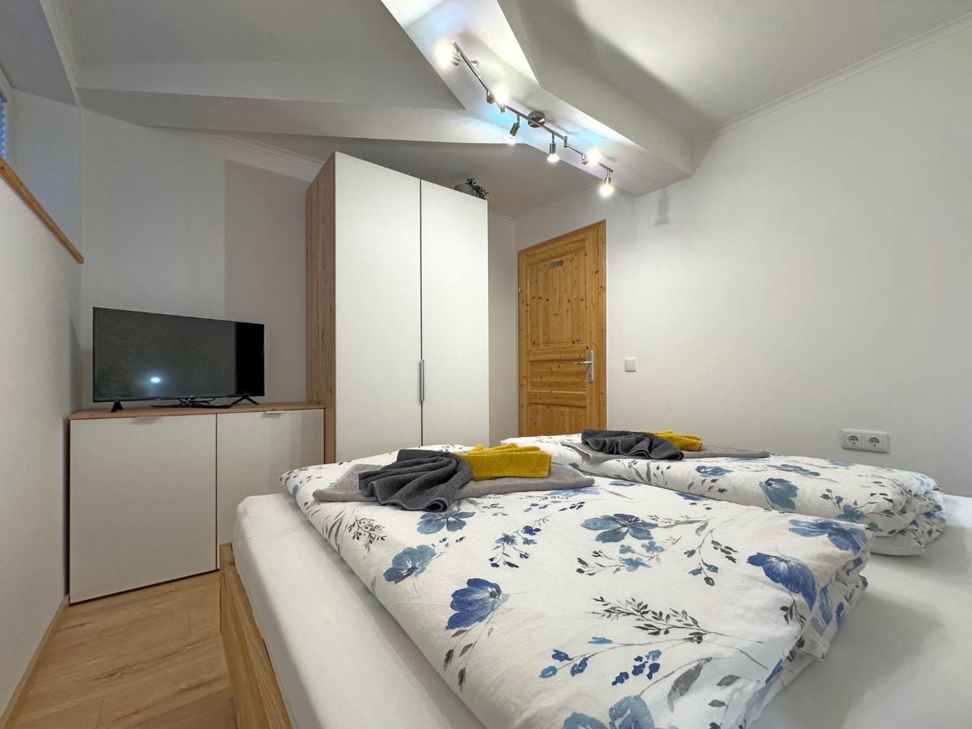 Fantastic Apartment With Terrace Untertauern Esterno foto